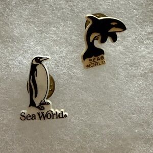 Sea World Black and White Animal Pins